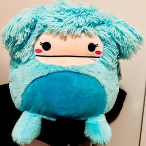 👣NWT Rare 12” Joelle, the Fuzz-A-Mallow Bigfoot, Original Squishmallow👣